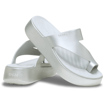 Getaway Metallic Platform Toe Loop | Crocs outlet