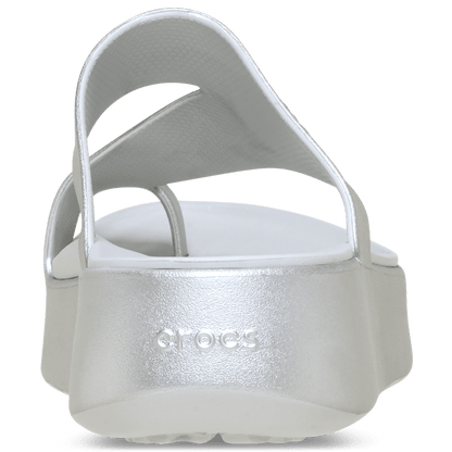 Getaway Metallic Platform Toe Loop | Crocs outlet