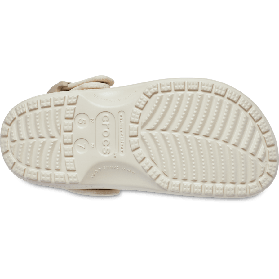 Classic Enamel Buckle Clog | Crocs outlet
