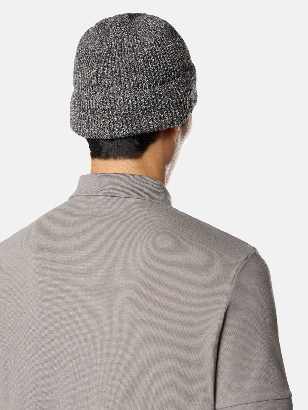 2200005 95% ORGANIC COTTON / 5% ELASTANE PIQUÉ Slim-fit short-sleeve polo shirt with Compass patch