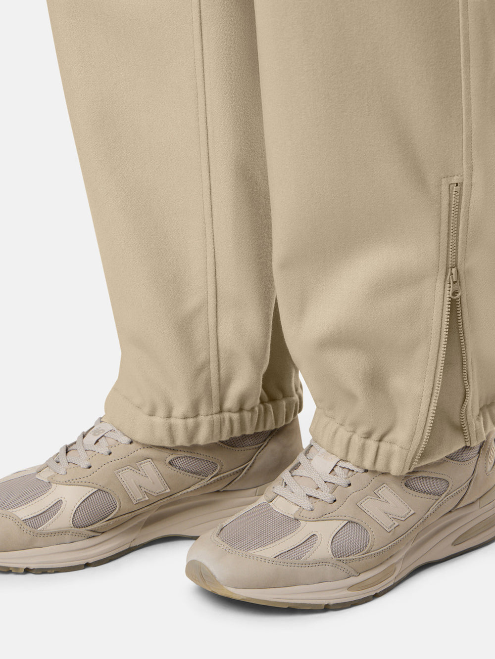 3100021 WOOL NYLON FLANNEL_STONE ISLAND GHOST Loose-fit cargo trousers with elasticated zipped cuffs