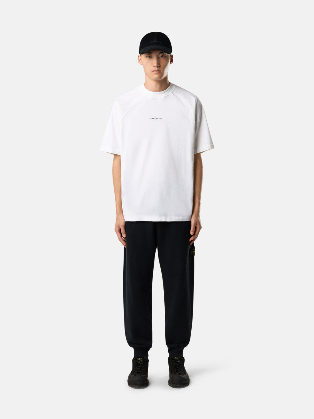 6200012 BRUSHED ORGANIC COTTON FLEECE Regular-fit joggers with pockets and elasticated cuffs