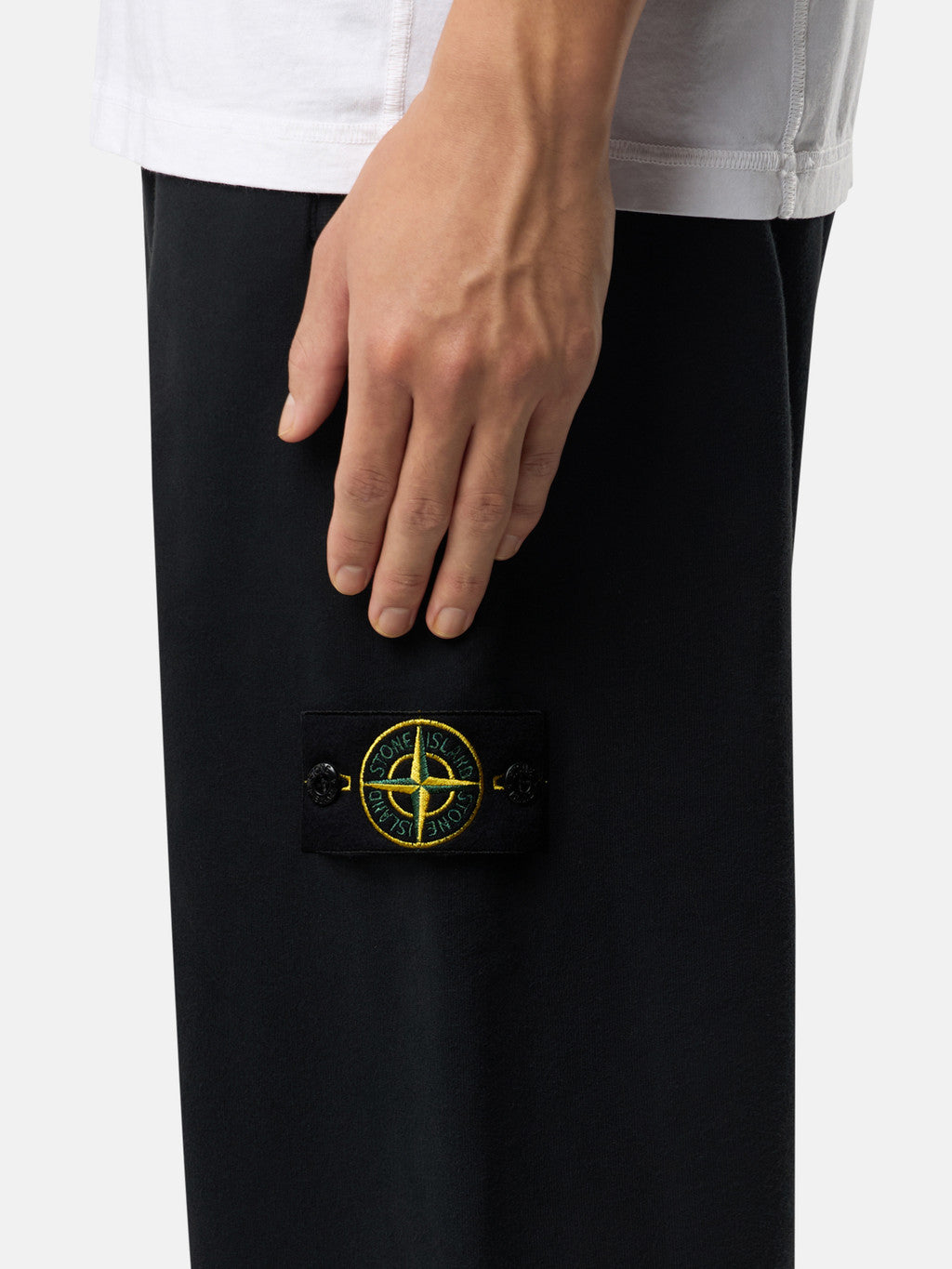 6200012 BRUSHED ORGANIC COTTON FLEECE Regular-fit joggers with pockets and elasticated cuffs