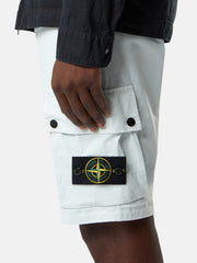 L100019 STRETCH ORGANIC COTTON TWILL Slim-fit cargo Bermuda shorts with zip pockets